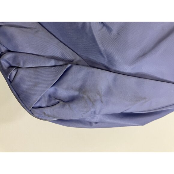 Lululemon Lavender Women's Gym Bag Large 18" FLAWED READ - Picture 7 of 12